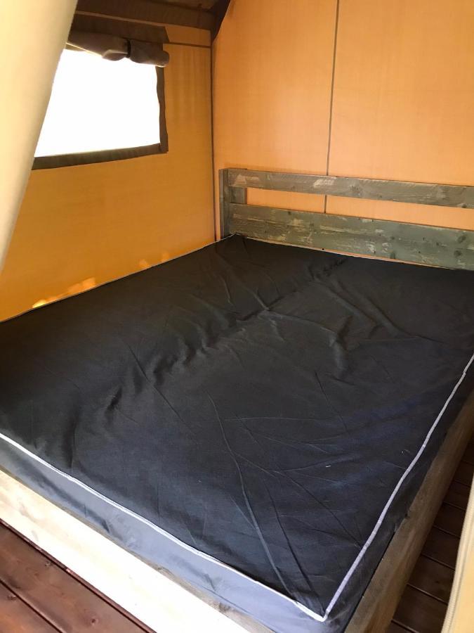 Camping Le Mondou Ξενοδοχείο Saint-Julien-de-Lampon Εξωτερικό φωτογραφία