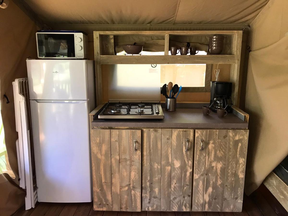 Camping Le Mondou Ξενοδοχείο Saint-Julien-de-Lampon Εξωτερικό φωτογραφία