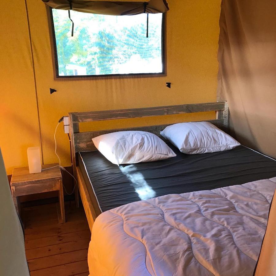 Camping Le Mondou Ξενοδοχείο Saint-Julien-de-Lampon Εξωτερικό φωτογραφία
